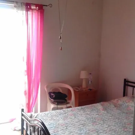 Quiet With Sea View Apartment *